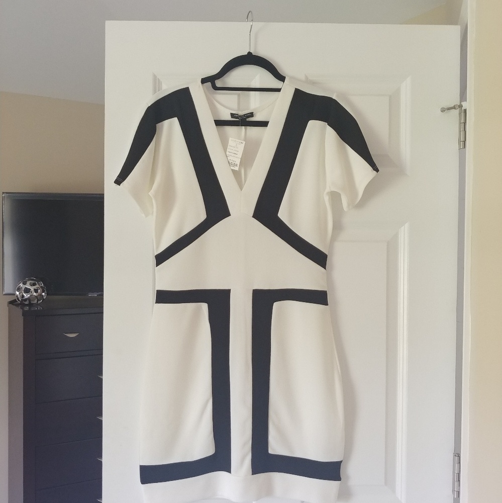NWT Black and white body con dress